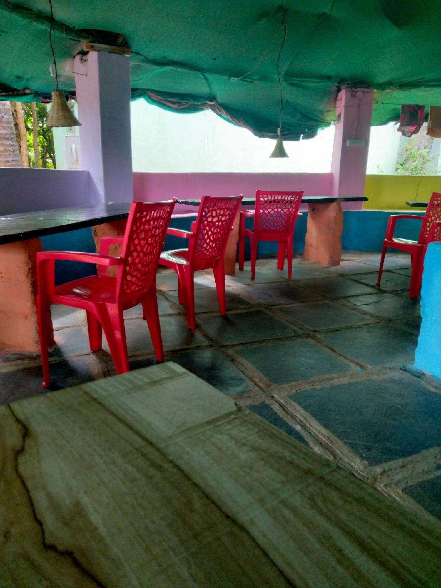 Goldengarden Cottages Hampi Exterior photo
